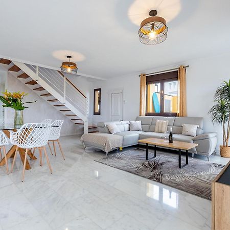 Villa With 4 Bedrooms And Private Heated Pool 圣米格尔德阿沃纳 外观 照片