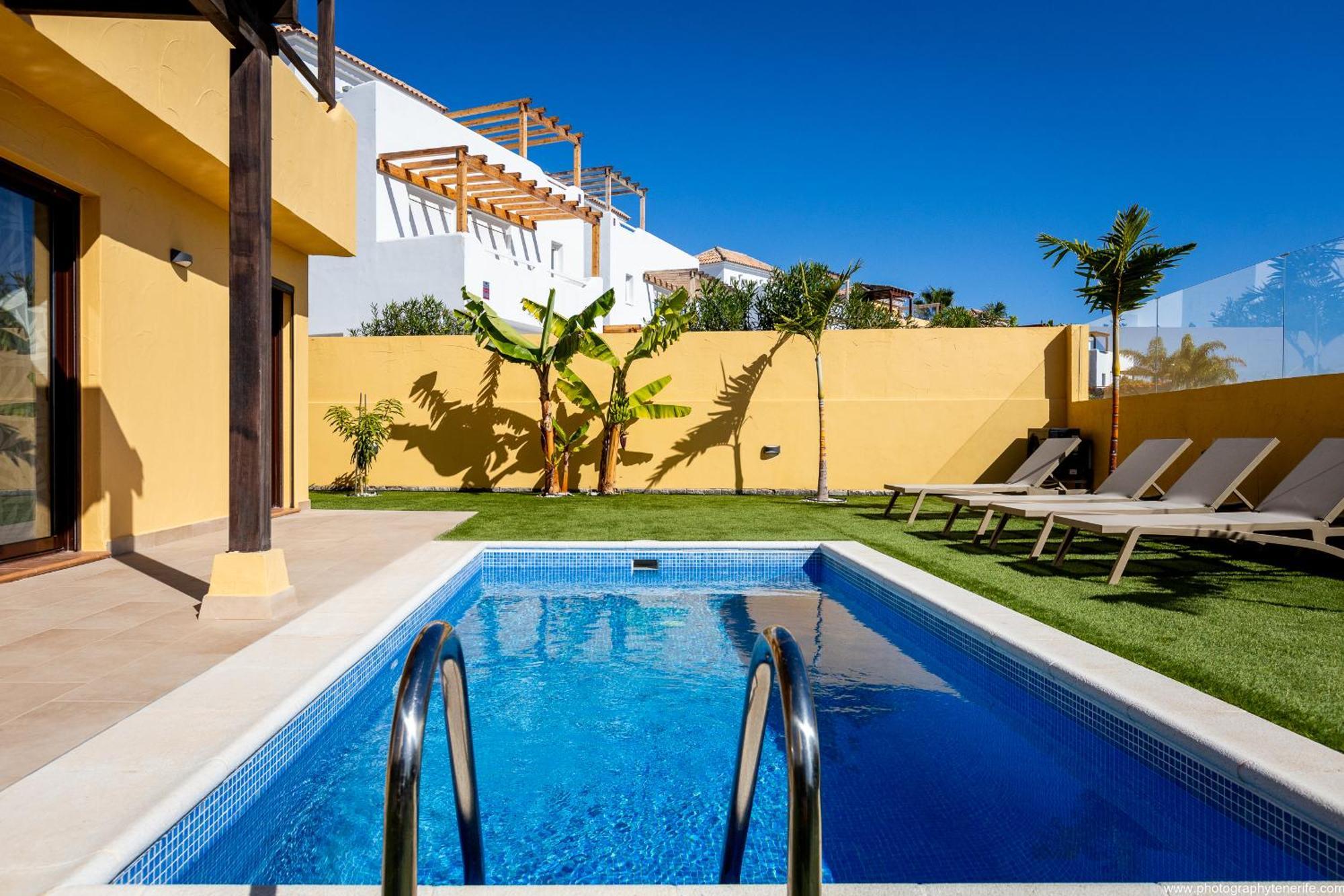 Villa With 4 Bedrooms And Private Heated Pool 圣米格尔德阿沃纳 外观 照片
