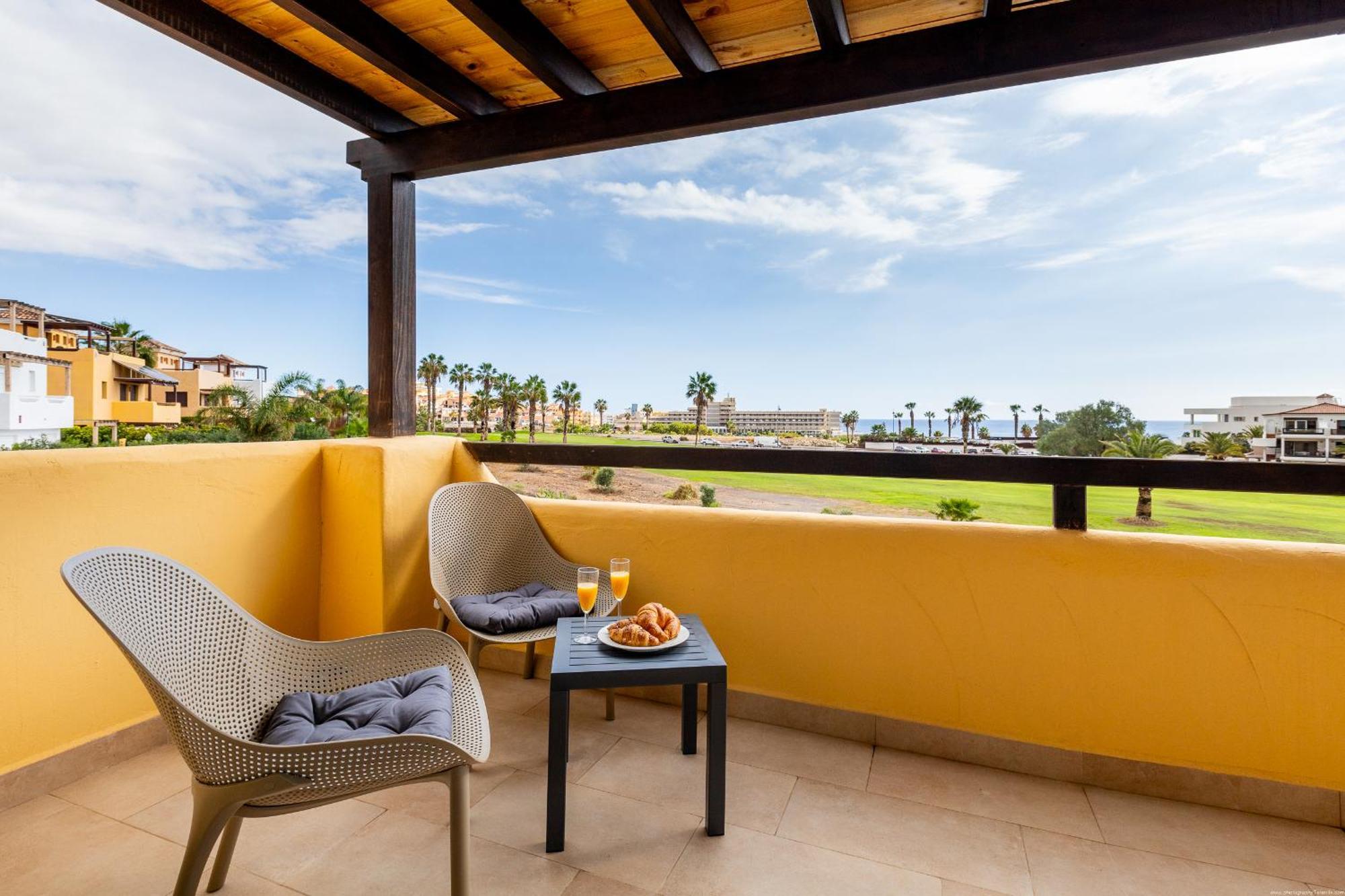 Villa With 4 Bedrooms And Private Heated Pool 圣米格尔德阿沃纳 外观 照片