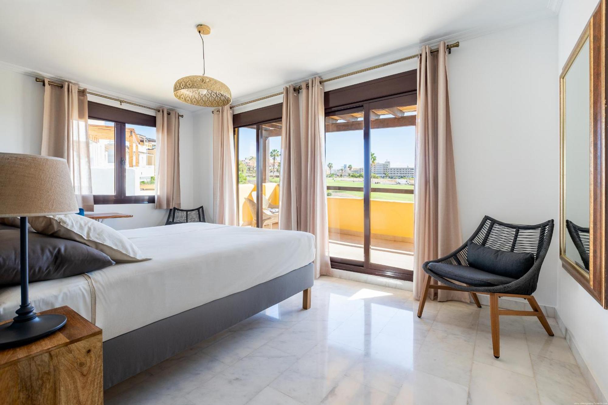 Villa With 4 Bedrooms And Private Heated Pool 圣米格尔德阿沃纳 外观 照片