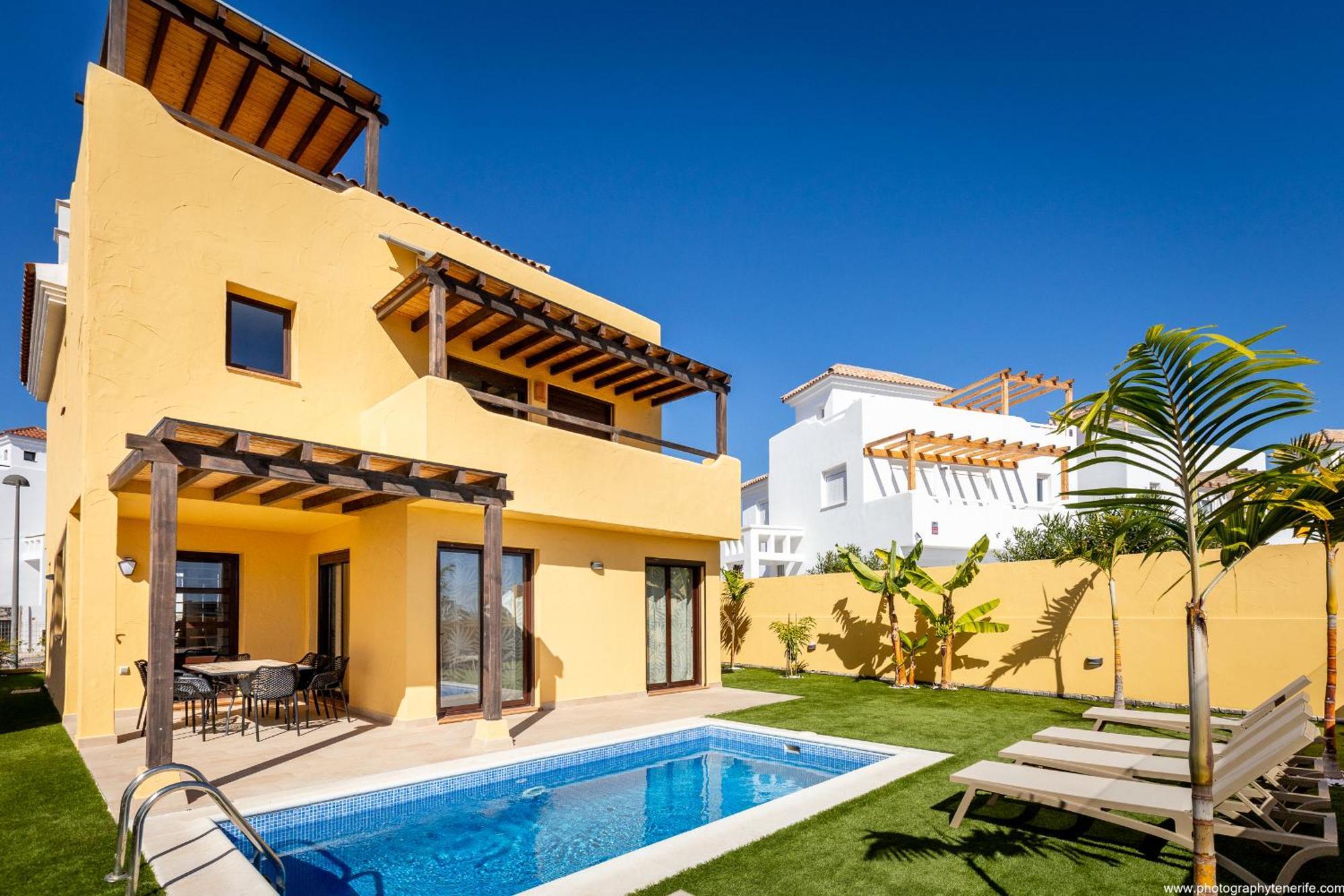 Villa With 4 Bedrooms And Private Heated Pool 圣米格尔德阿沃纳 外观 照片